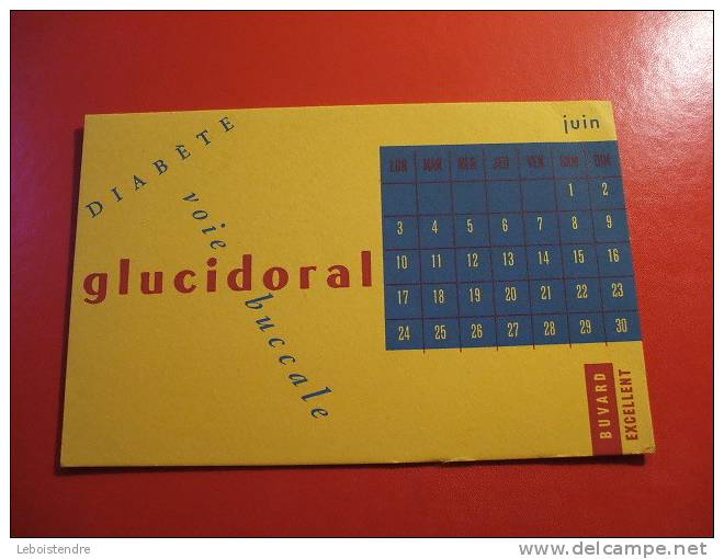 BUVARD DOUBLE:CALENDRIER JUIN-GLUCIDORAL DIABETE -IMINASTHME-LABO:SERVIER-TAILLE OUVERT: 21 CM X 26.8CM - Chemist's