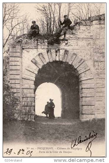 Picquigny - Le Château - Porte De La Cour Du Donjon - Picquigny