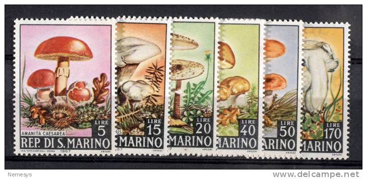 1967 SAN MARINO FUNGHI** MNH  SERIE COMPLETA  SASS S139 - Unused Stamps