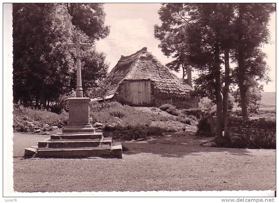 LE CHAMBON SUR LIGNON -    Alt    1000  M. -  Vieille Chaumière Cévenole - Le Chambon-sur-Lignon