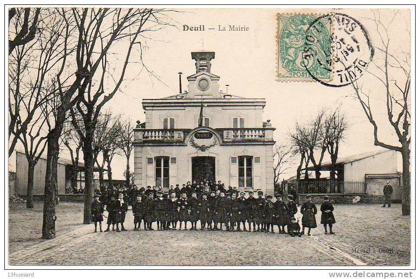 Carte Postale Ancienne Deuil La Barre - La Mairie - Enfants - Deuil La Barre