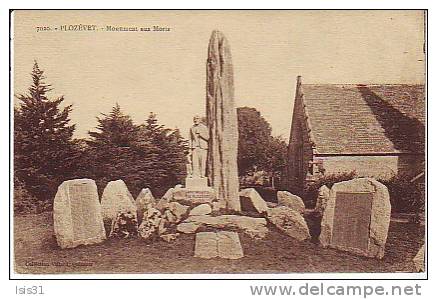 Dép 29 - RF4521 - Plozevet - Monument Aux Morts - Bon état - Plozevet