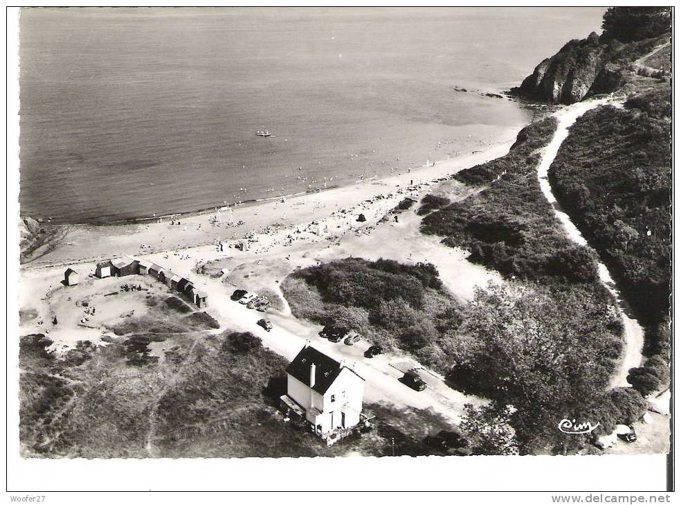 CPSM  ETABLES SUR MER  Plage Du Moulin En 57 - Etables-sur-Mer