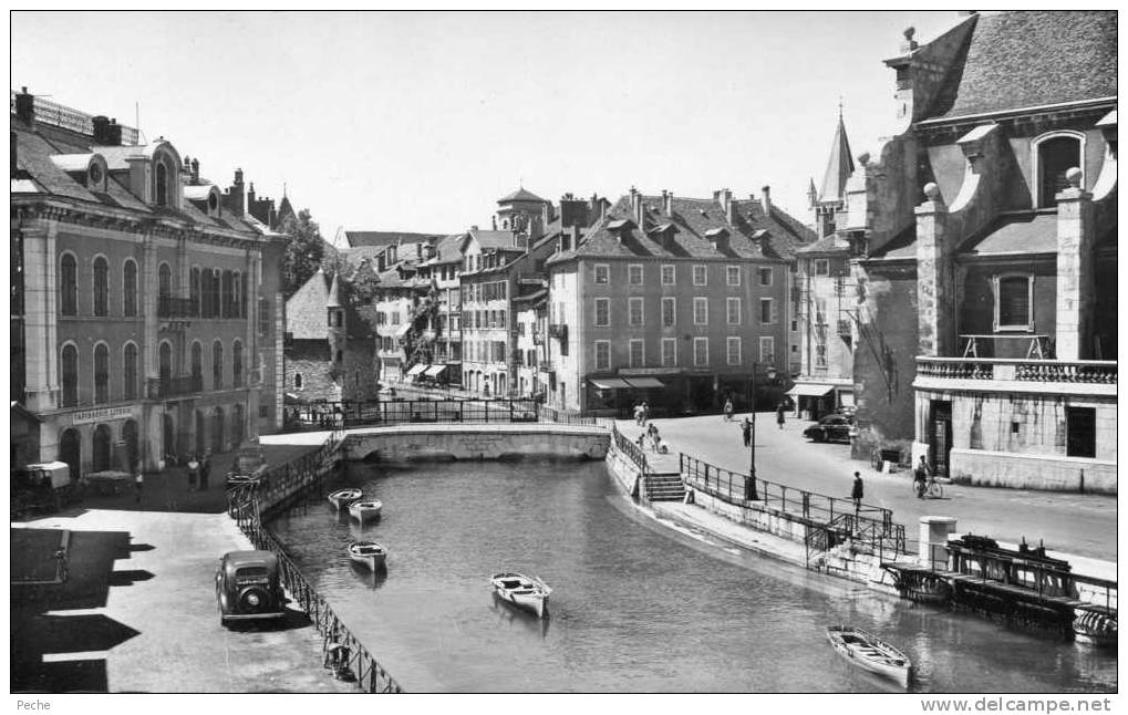 Cpsm Annecy -vieux Quartiers; Canal Du Thiou-- - Annecy