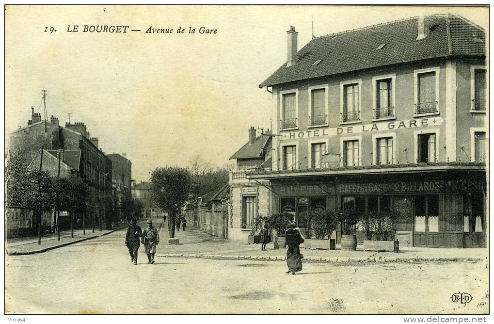 93 . LE BOURGET .  AVENUE DE LA GARE  HOTEL CAFE DE LA GARE(  OBLITERATION ,  CONTROLE PAR L´AUTORITE MILITAIRE N° 139 ) - Le Bourget