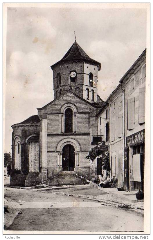 16-ROUILLAC- Eglise Romane Du XI° Siècle-Groupe De Femmes - Magasin LONG- 1951 - Rouillac