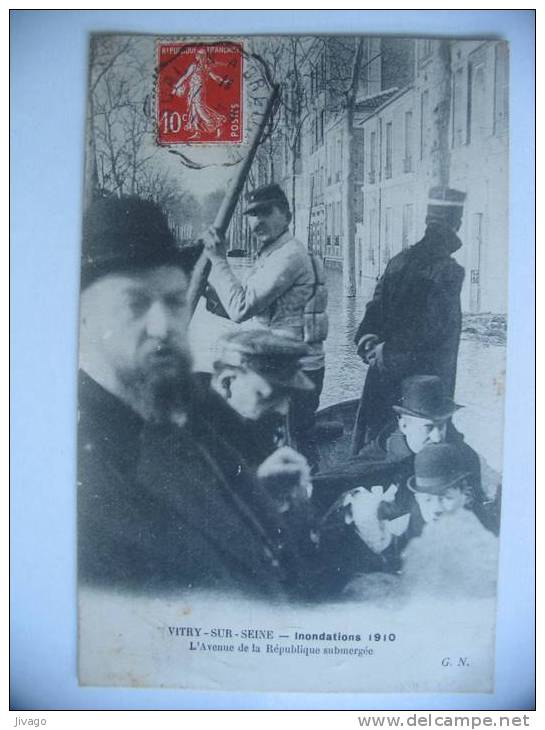 VITRY-sur-SEINE :  Inondation De 1910 -  L'Avenue De La République Submergée  - Vitry Sur Seine