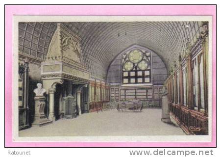 42 - LOIRE -  Montbrison - CPA  - LA DIANA / Ancienne Salle De Réunion Du Chapîttre Du Forez  - éd  CIM - Montbrison