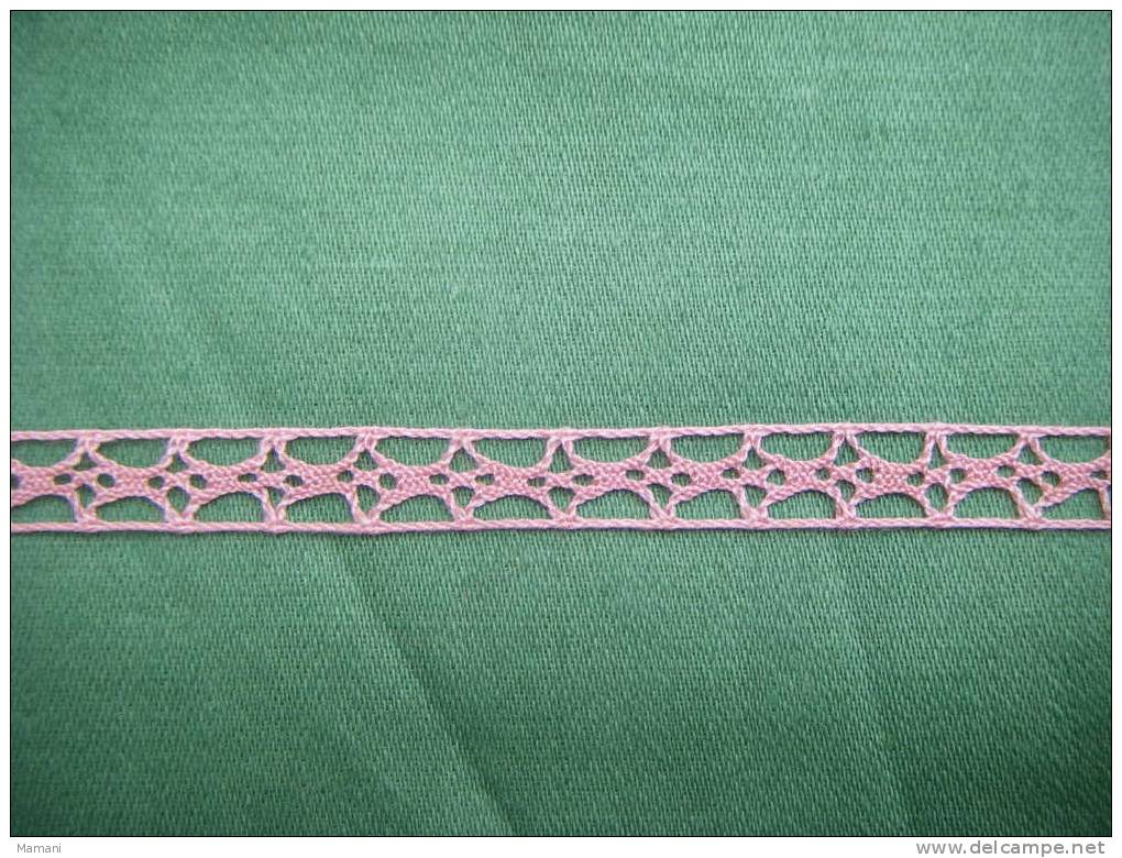 Dentelle Ancienne Rose Longueur 300 Cm X 7 M/m - Dentelles Et Tissus