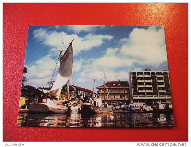 CPM-1981-PAS COURANTE  -DOM-GUADELOUPE-POINTE A PITRE-VUE SUR LA DARSE-CARTE EN BON ETAT. - Pointe A Pitre