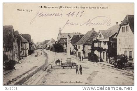 DANNEMARIE (68) LA PLACE ET ROUTE DE CERNAY - Dannemarie