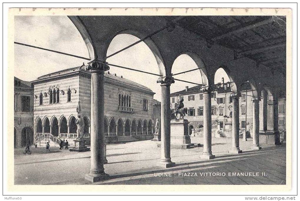 Italia 1952. Francobollo Da L. 20 Raro (filigrana Ruota) Su Cartolina Viaggiata Di  UDINE - Piazza Vittorio Emanuele II. - Udine