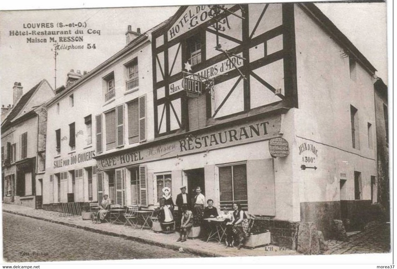 LOUVRES  Hôtel Restaurant Du Coq Maison Resson - Louvres