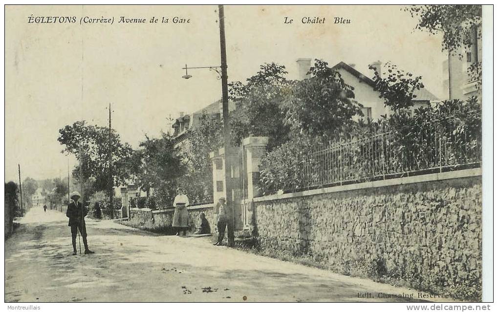 (19) EGLETONS, Avenue De La Gare, Le Chalet Bleu, écrite, Timbrée Verso, Petites Taches De Rouille - Egletons
