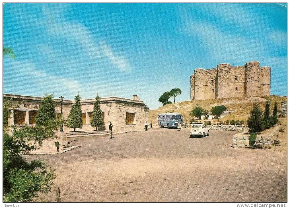 Andria Castel Del Monte(costruzione Sveva Sec.XIII)autobus-fiat 600 - Andria
