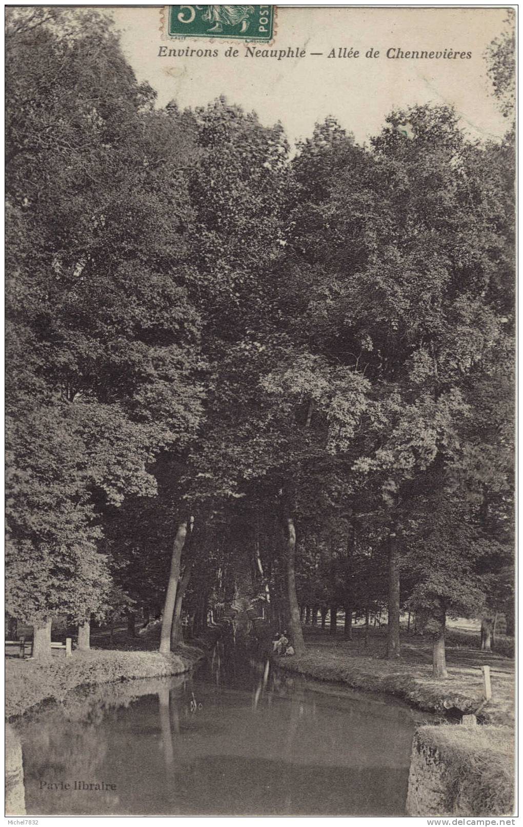 Environ De Neauphle Allée De Chennevières - Neauphle Le Chateau