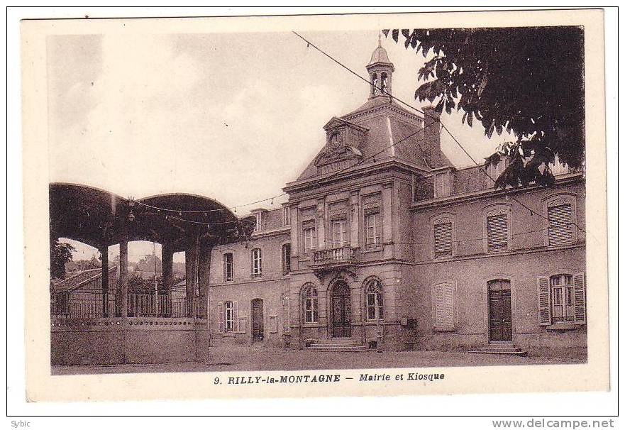 RILLY LA MONTAGNE - Mairie Et Kiosque - Rilly-la-Montagne