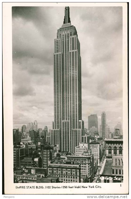 NEW YORK WORLD´S FAIR 1939  EMPIRE STATE BUILDING  REAL PHOTO OLD POSTCARD - Exhibitions