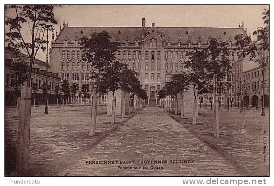 PENSIONNAT PASSY FROYENNES BELGIQUE FACADE SUR LES COURS - Andere & Zonder Classificatie