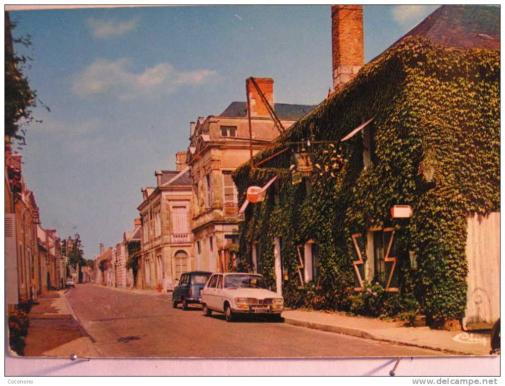 Pontvallain - Rue Principale Et L´Hotel "Les Trois Marchands" - Pontvallain