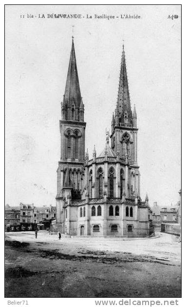 14 / La Délivrande. La Basilique. L'Abside - La Delivrande