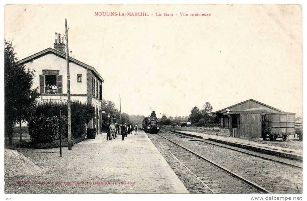 Moulins La Marche - La Gare Vue Intérieure - Moulins La Marche