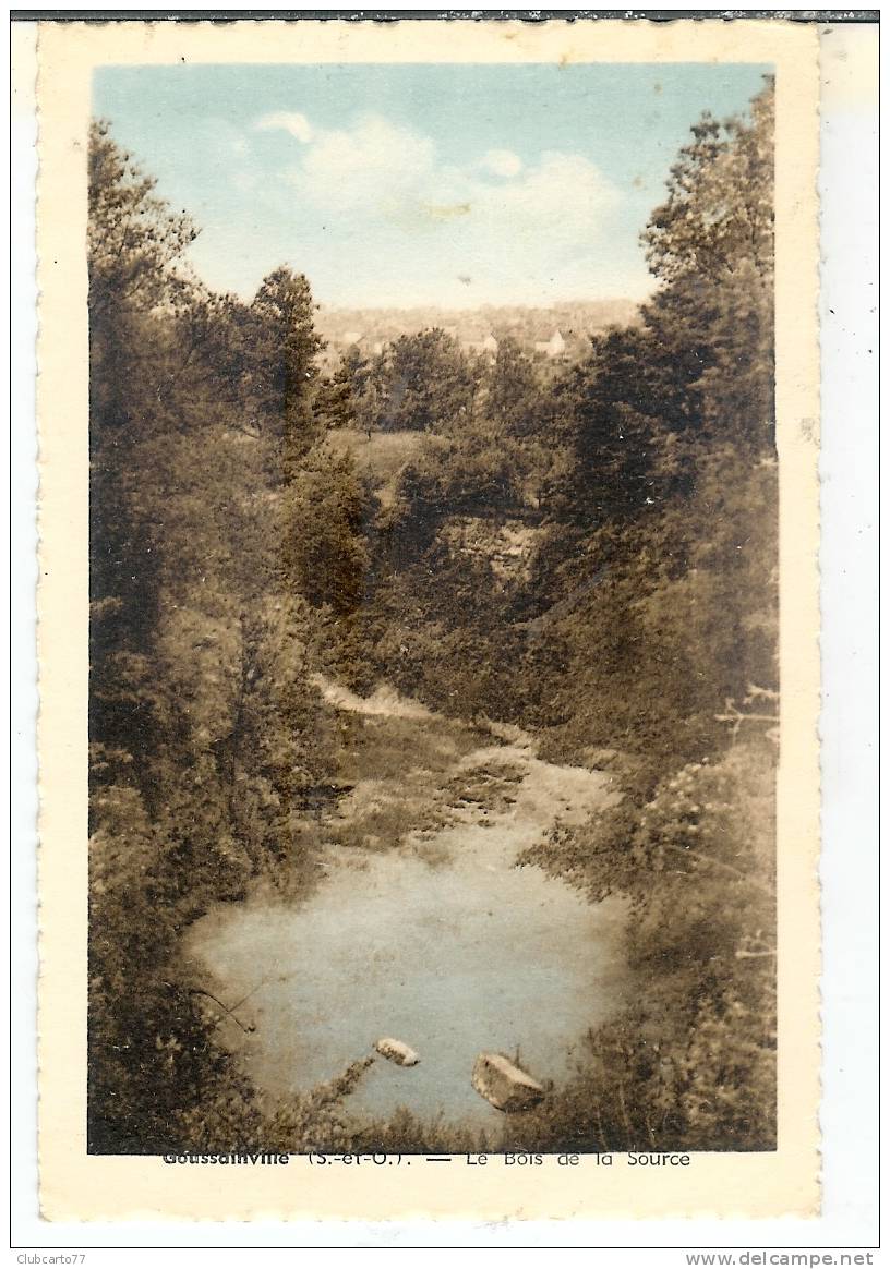 Goussainville (95) : La Source Au Bois De La Source Et Vue Générale En 1945. - Goussainville