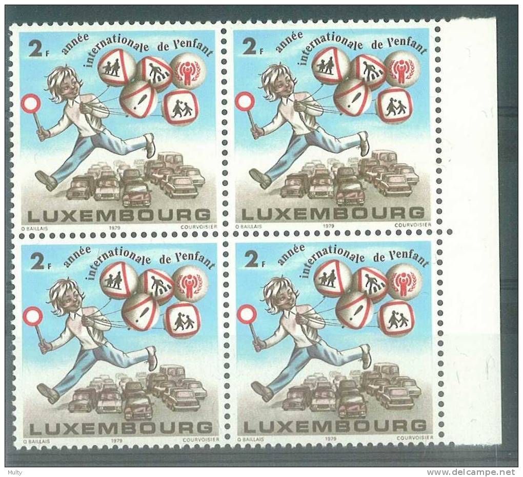 Luxemburg Y/T 946 (**) In Blok Van 4. - Unused Stamps