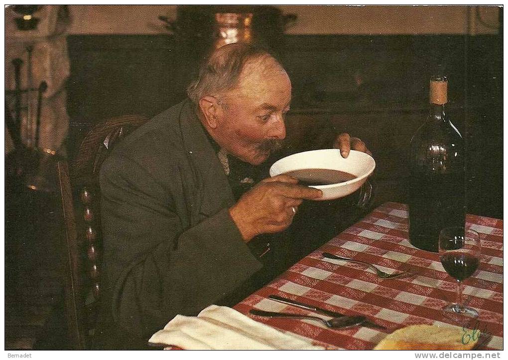 APRES SA SOUPE, UN BRAVE CULTIVATEUR FAIT CHABROT OU CHABROL - Non Classés