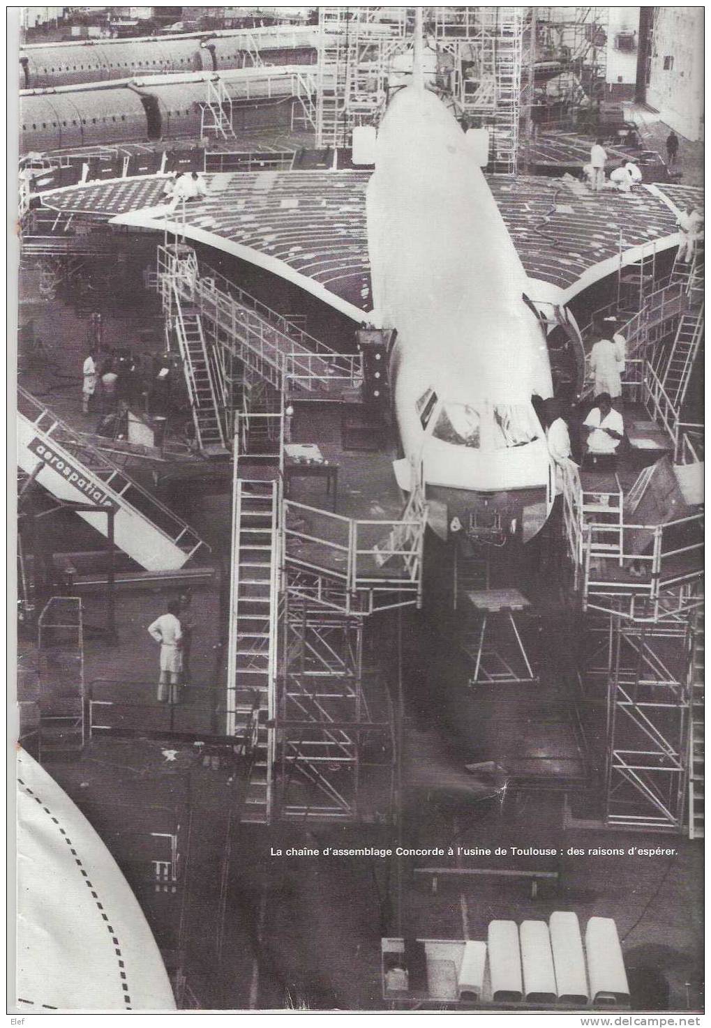 Magazine "AEROSPATIALE "Aviation ": Thèmes:Avion Concorde,Airbus, Helicoptere Gazelle Etc.; 17 Pages, Octobre 1974; B/TB - Aviazione
