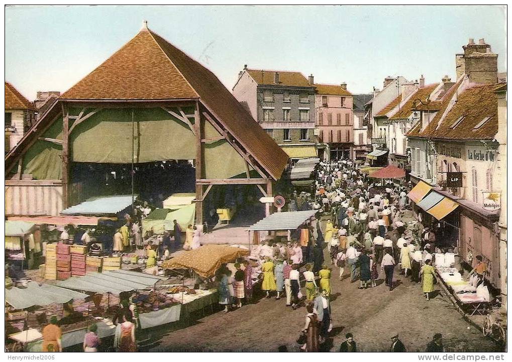 Cpsm Arpajon , Les Halles , La Place Du Marché Avec Tampon , Foire Aux Haricots - Arpajon