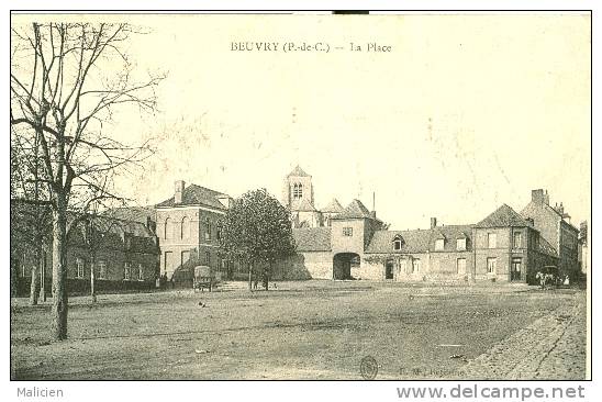 PAS DE CALAIS- Ref 62143- Beuvry - La Place   - Carte Bon Etat - - Beuvry