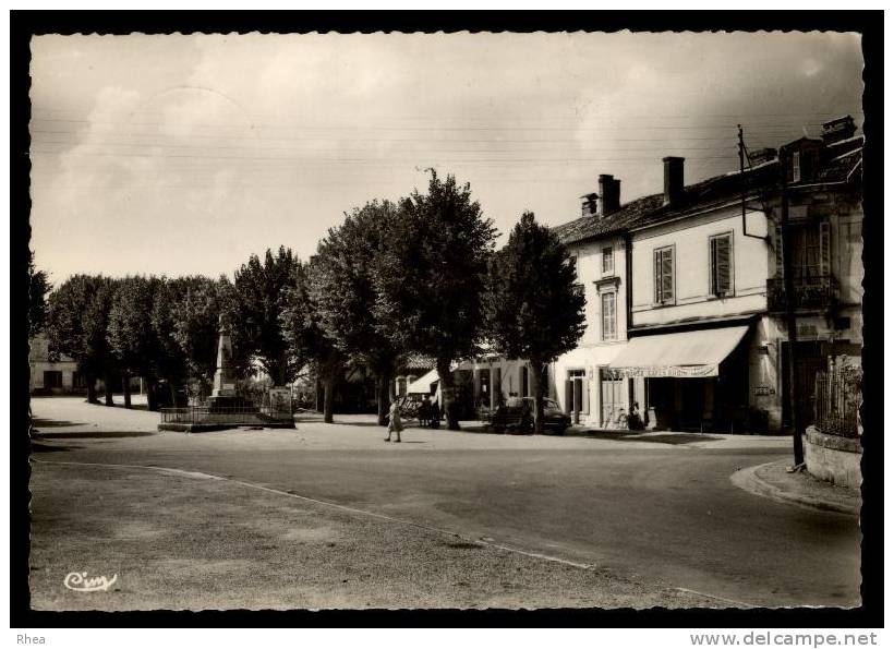 24 Tocane-Saint-Apre Monument Aux Morts D24D K24286K C24553C RH065307 - Autres & Non Classés