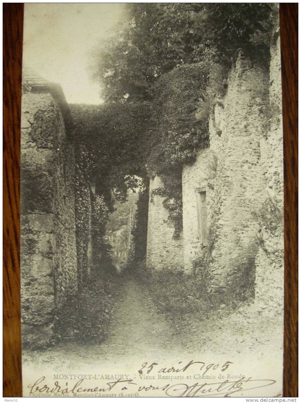 78 - MONTFORT L´AMAURY - Vieux Remparts Et Chemin De Ronde. - Montfort L'Amaury