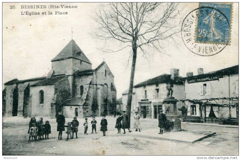 87   BESSINES   L'EGLISE ET LA PLACE. LE MONUMENT.CAFÉ TROMPILLON. BELLE ANIMATION   LES ENFANTS DU VILLAGE - Bessines Sur Gartempe