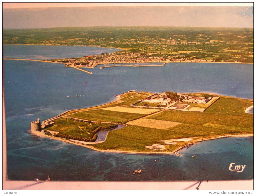 St Vaast La Hougue - L´Ile De Tatihou. Au Second Plan, St Vaast La Hougue Et L´anse De "Cul De Loup" - Le Goubey - Saint Vaast La Hougue