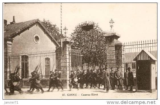 Cosne-sur-Loire - Caserne Binot - Cosne Cours Sur Loire