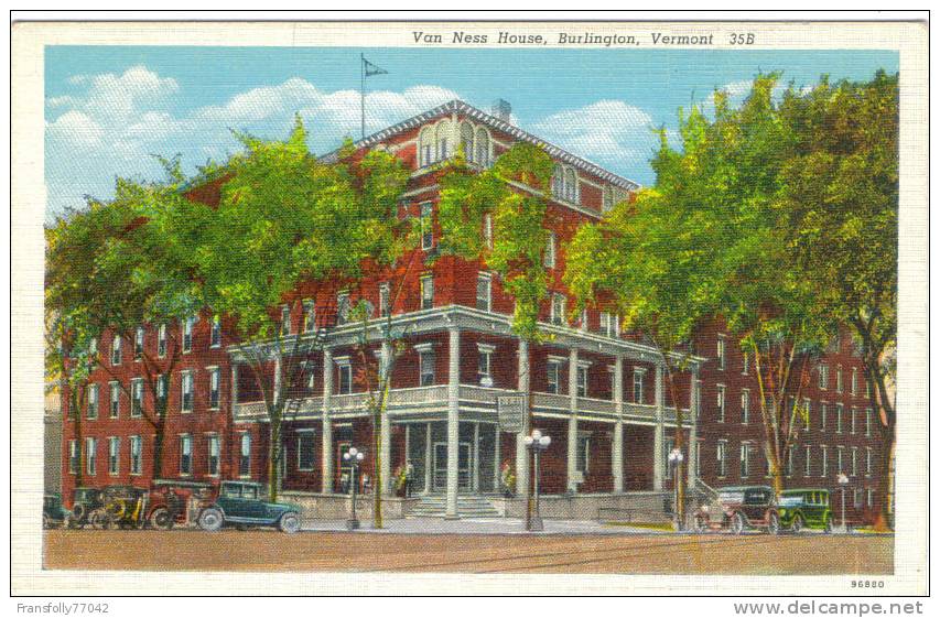 BURLINGTON VERMONT Van Ness House HOSTEL & VINTAGE CARS Circa 1920 - Burlington