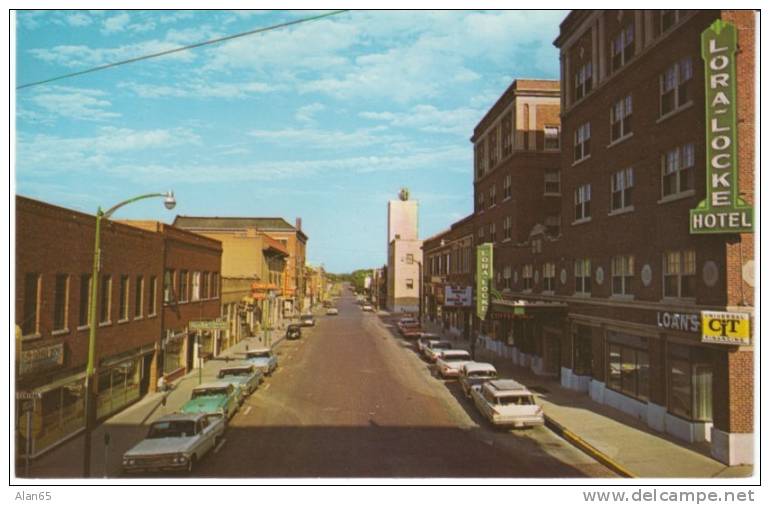 Dodge City KS, Lora Locke Hotel, 1960s Vintage Autos Street Scene Postcard - Andere & Zonder Classificatie