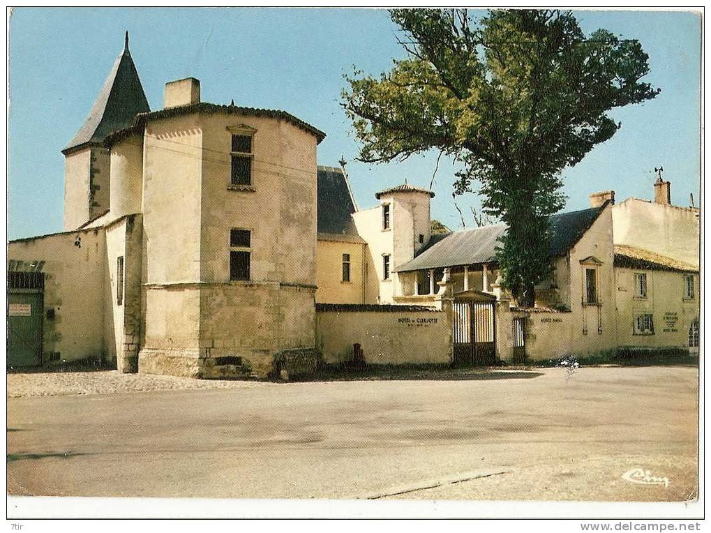 SAINT MARTIN DE RE Hôtel De Clerjotte Et Le Musée Naval - Saint-Martin-de-Ré