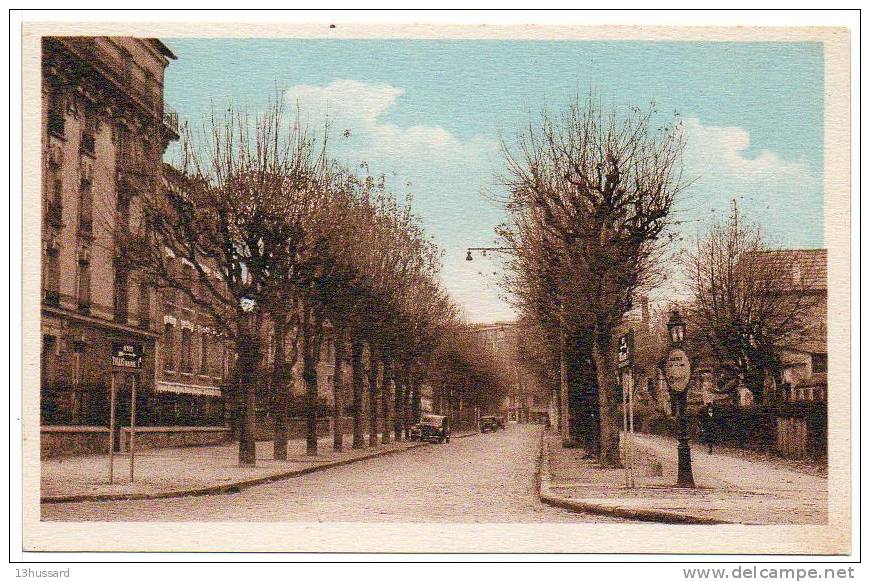 Carte Postale Ancienne Thiais - Avenue De Villeneuve Le Roi - Thiais