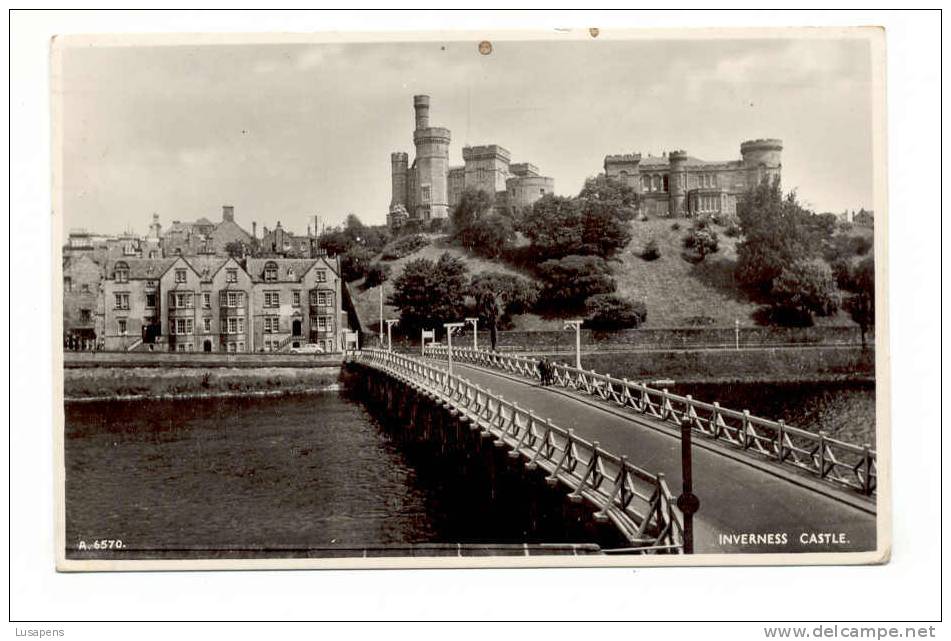 OLD FOREIGN 2417 - UNITED KINGDOM - ENGLAND - INVERNESS CASTLE - Inverness-shire