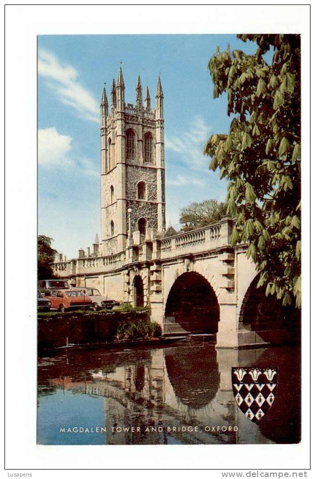 OLD FOREIGN 2434 - UNITED KINGDOM - ENGLAND - MAGDALEN TOWER AND BRIDGE, OXFORD OLD CARS AUTOMOBILES - Oxford