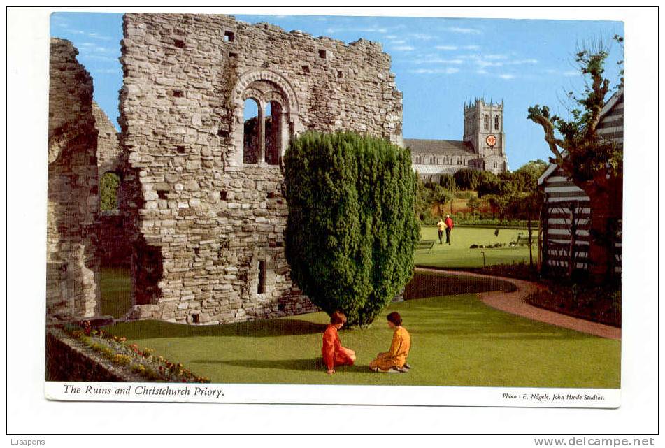 OLD FOREIGN 2466 - UNITED KINGDOM -  ENGLAND - THE RUINS AND CHRISTCHURCH PRIORY - Autres & Non Classés