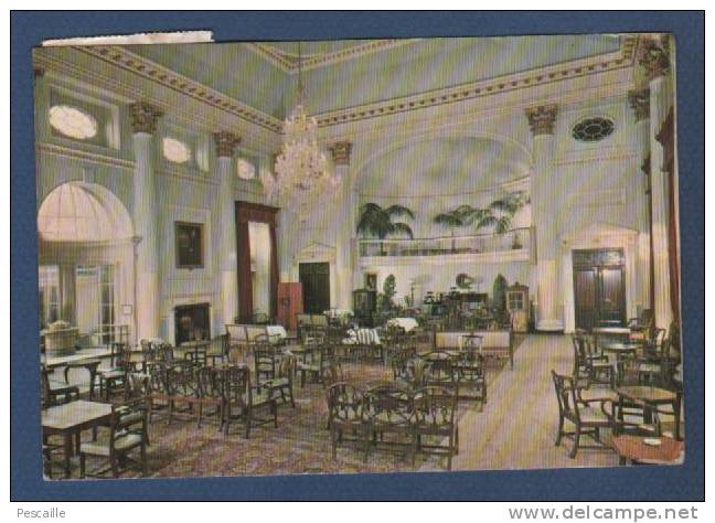 SOMERSET - CP THE PUMP ROOM - BATH - SHOWING THE MINERAL WATER FOUNTAIN AND THE BEAUTIFUL CRYSTAL LUSTRE CHANDELIER - Bath