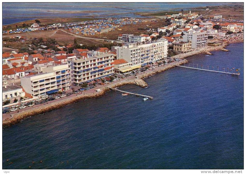 CPSM-30-GARD- GRAU-DU-ROI-  Vue Aérienne.du Grau Du Roi-La Promenade Et Les Campings.  099/3 - Le Grau-du-Roi