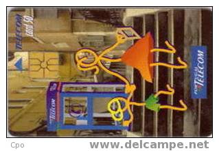 # Portugal TP99-12 Mother, Children & Telephone  Box In A Street 50 Gem   Tres Bon Etat - Portugal