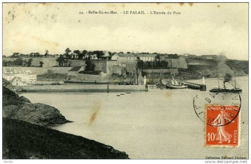 56 . BELLE-ILE-en-MER .  LE PALAIS .  L'ENTREE DU PORT . - Palais