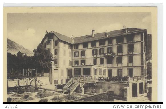 K 856 / CPA  GUILLESTRE  (05)    STATION ESTIVALE ET HIVERNALE   HOTEL IMBERT - Guillestre