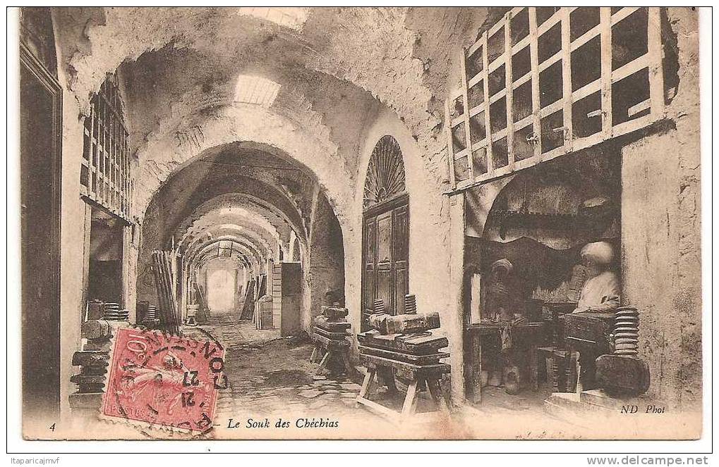 Algérie  :   Le Souk  Des  Chéchias - Plaatsen